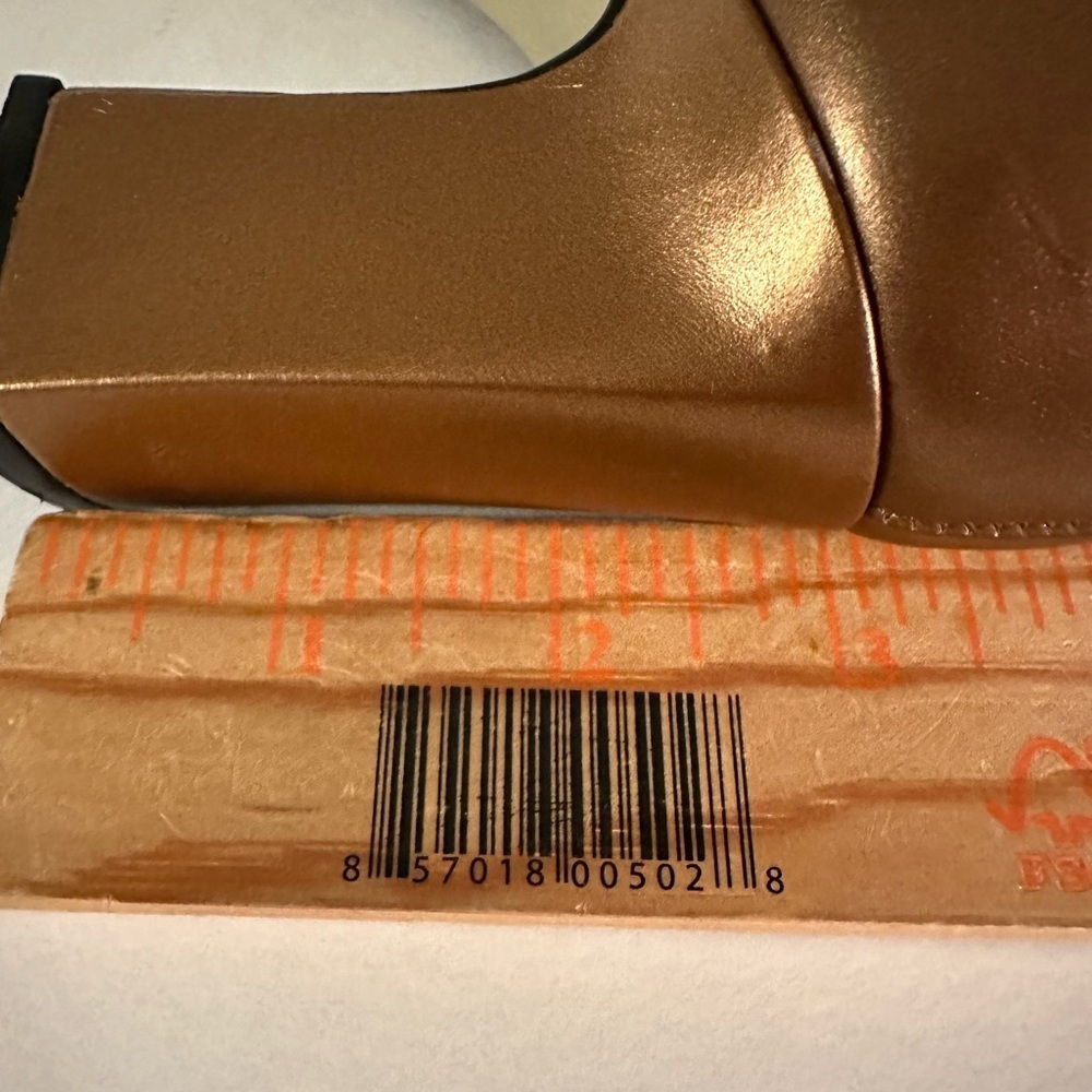 Y2K VINTAGE Cathy Jean 7 Gold  woman classic corpcore career leather 3” heel - Picture 9 of 9